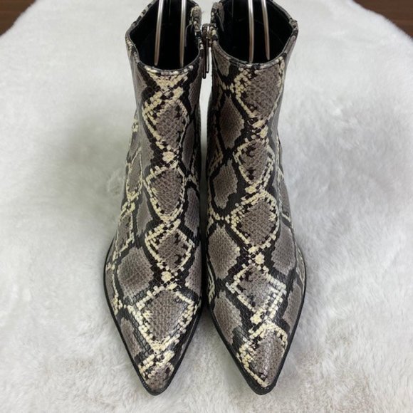 NEW Circus By Sam Edelman Snakeskin Pointed Toe Block Heel Booties, size 5.5 - Picture 2 of 16